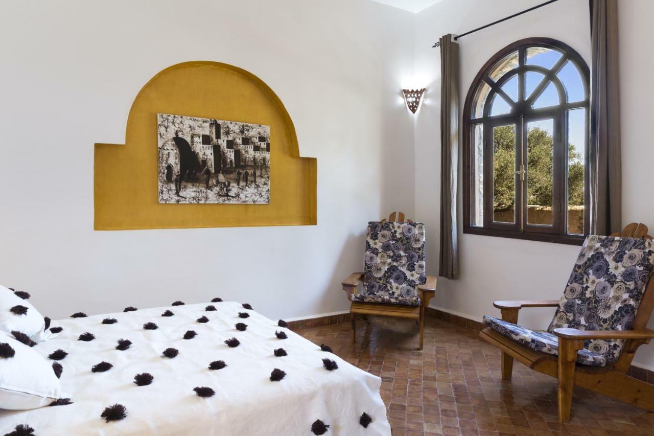 Riad Les Trois Merveilles Эс-Сувейра Экстерьер фото